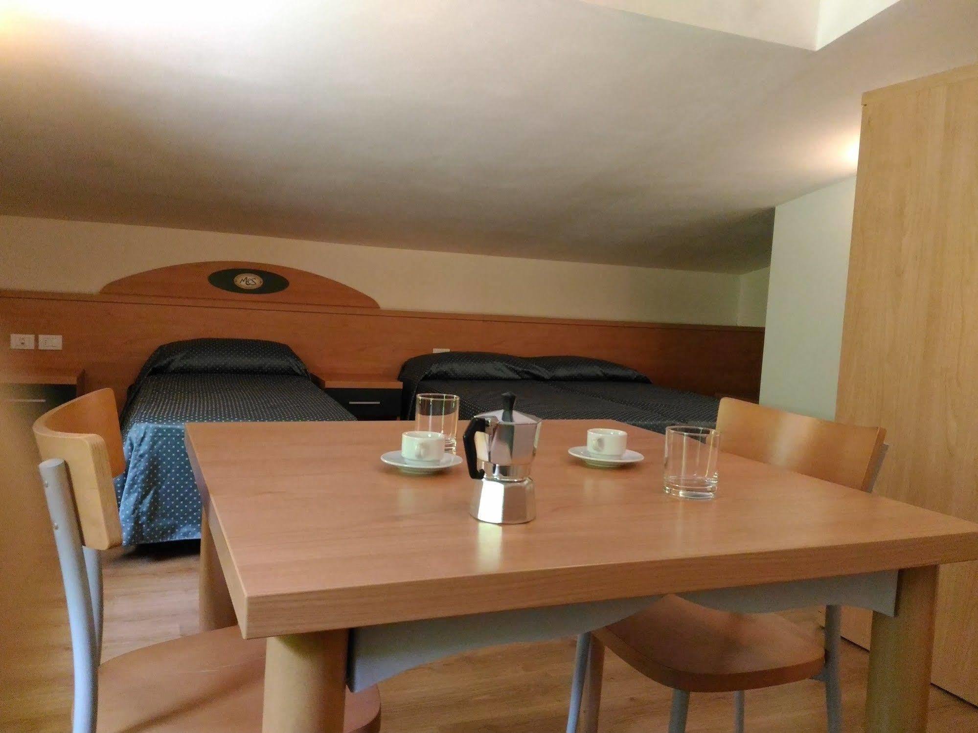 Residence Miravalle & Stella Alpina 발도비아데네 외부 사진